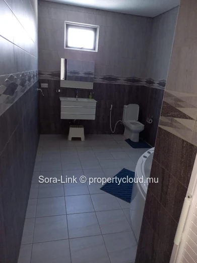 Beautiful villa close to the petrol station which offers mountain views 