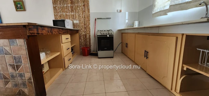 Lovely apartment close to the beach free from May to August 26