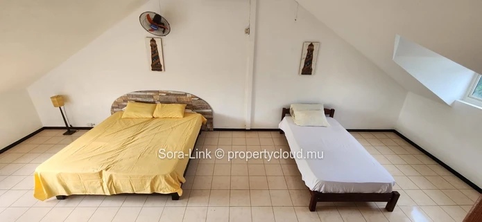 Lovely apartment close to the beach free from May to August 26