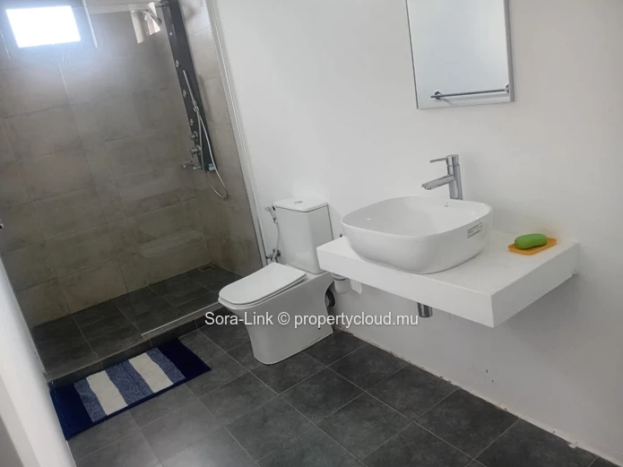 Recently built villa situated in a quiet area of Grand Baie